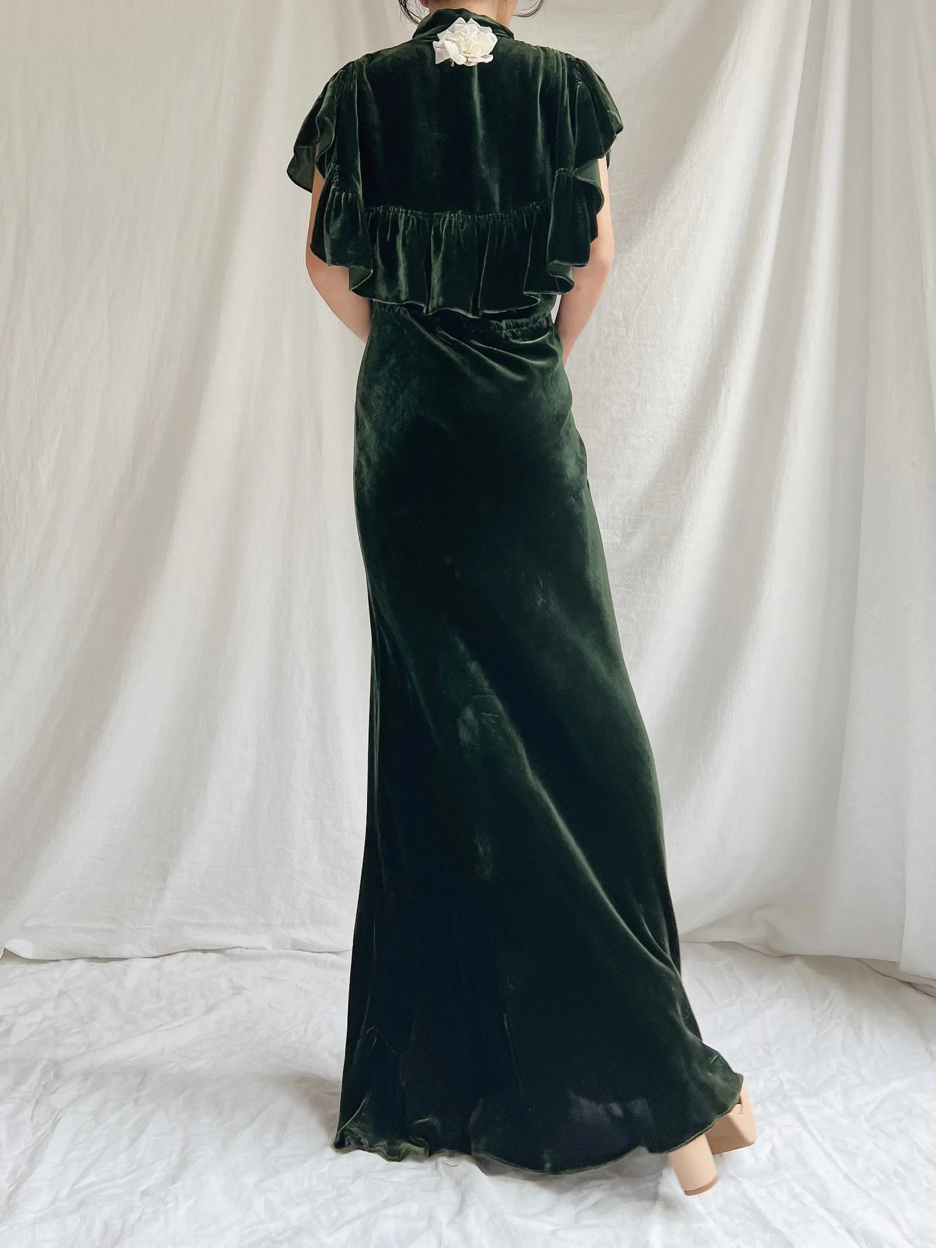 1930s Silk Crushed Velvet Gown with Cape - S