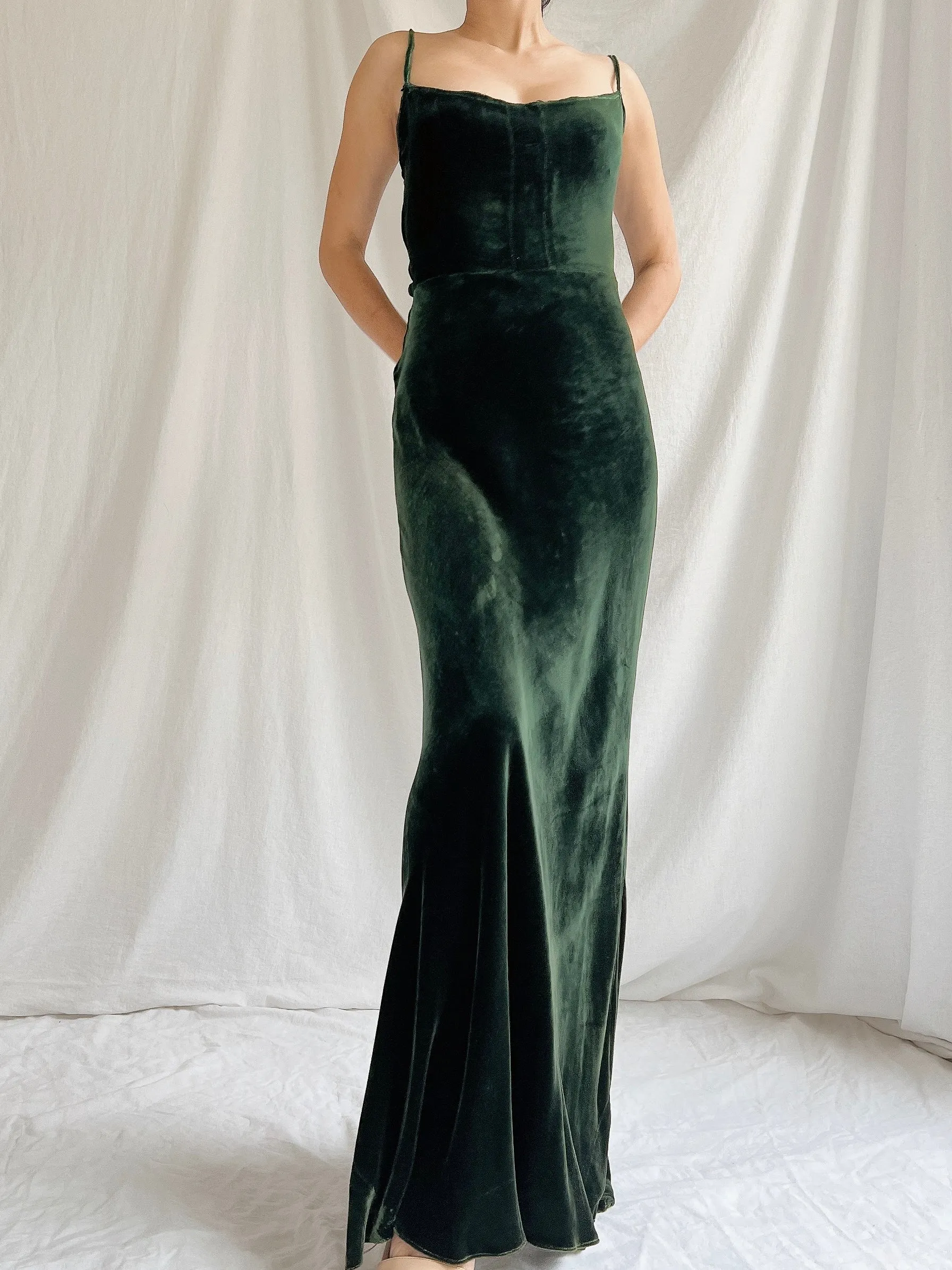 1930s Silk Crushed Velvet Gown with Cape - S