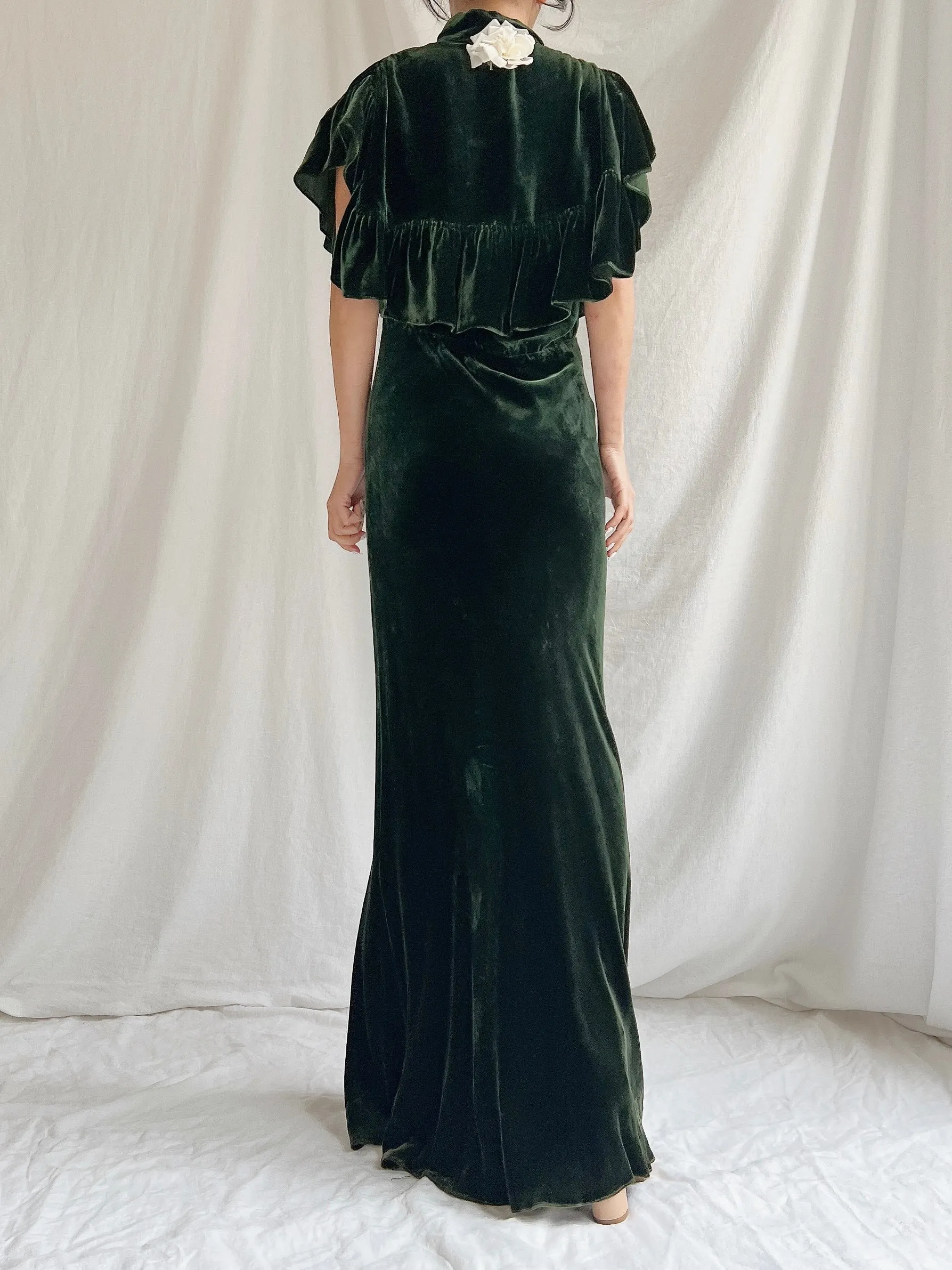 1930s Silk Crushed Velvet Gown with Cape - S