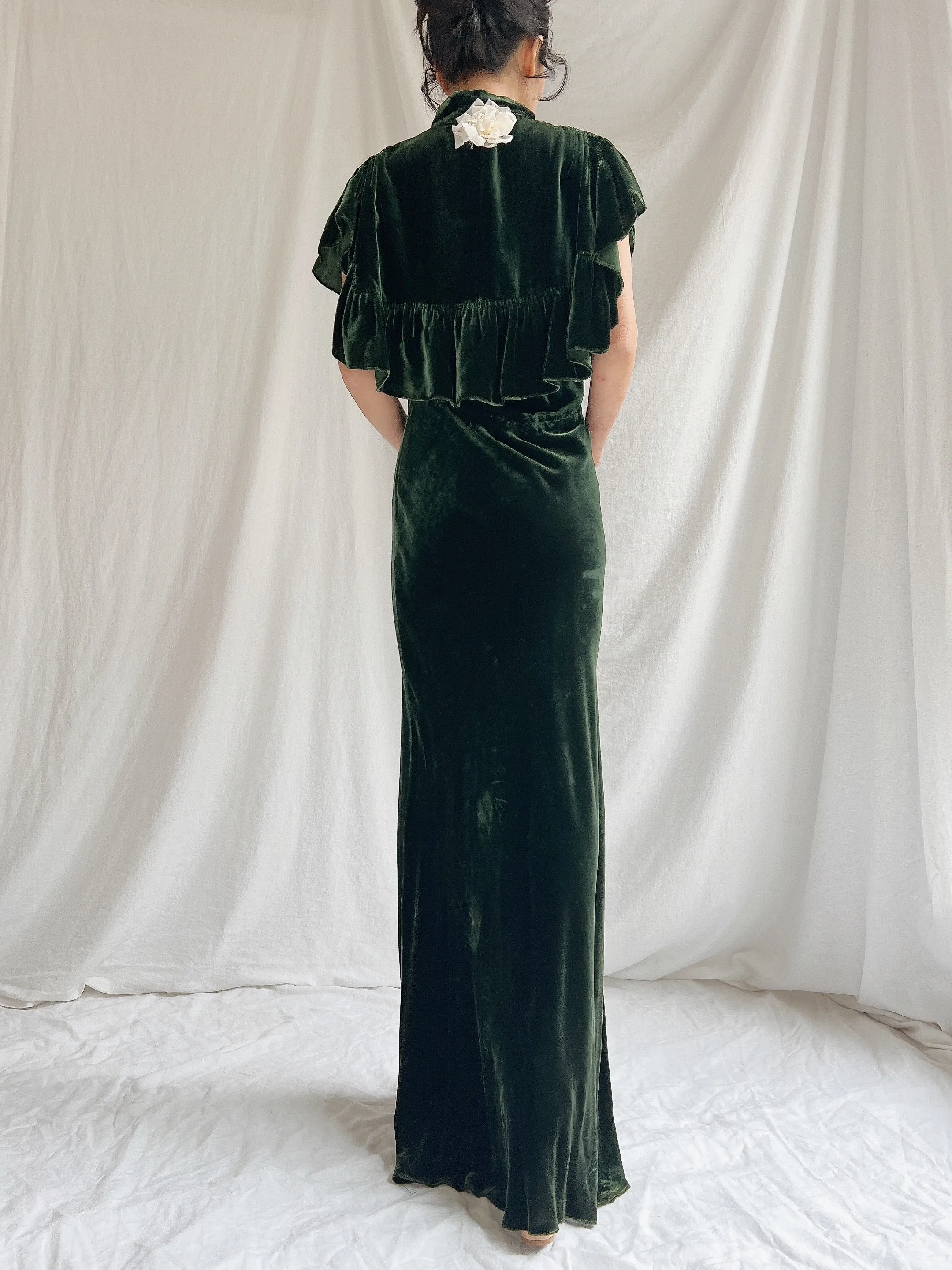 1930s Silk Crushed Velvet Gown with Cape - S