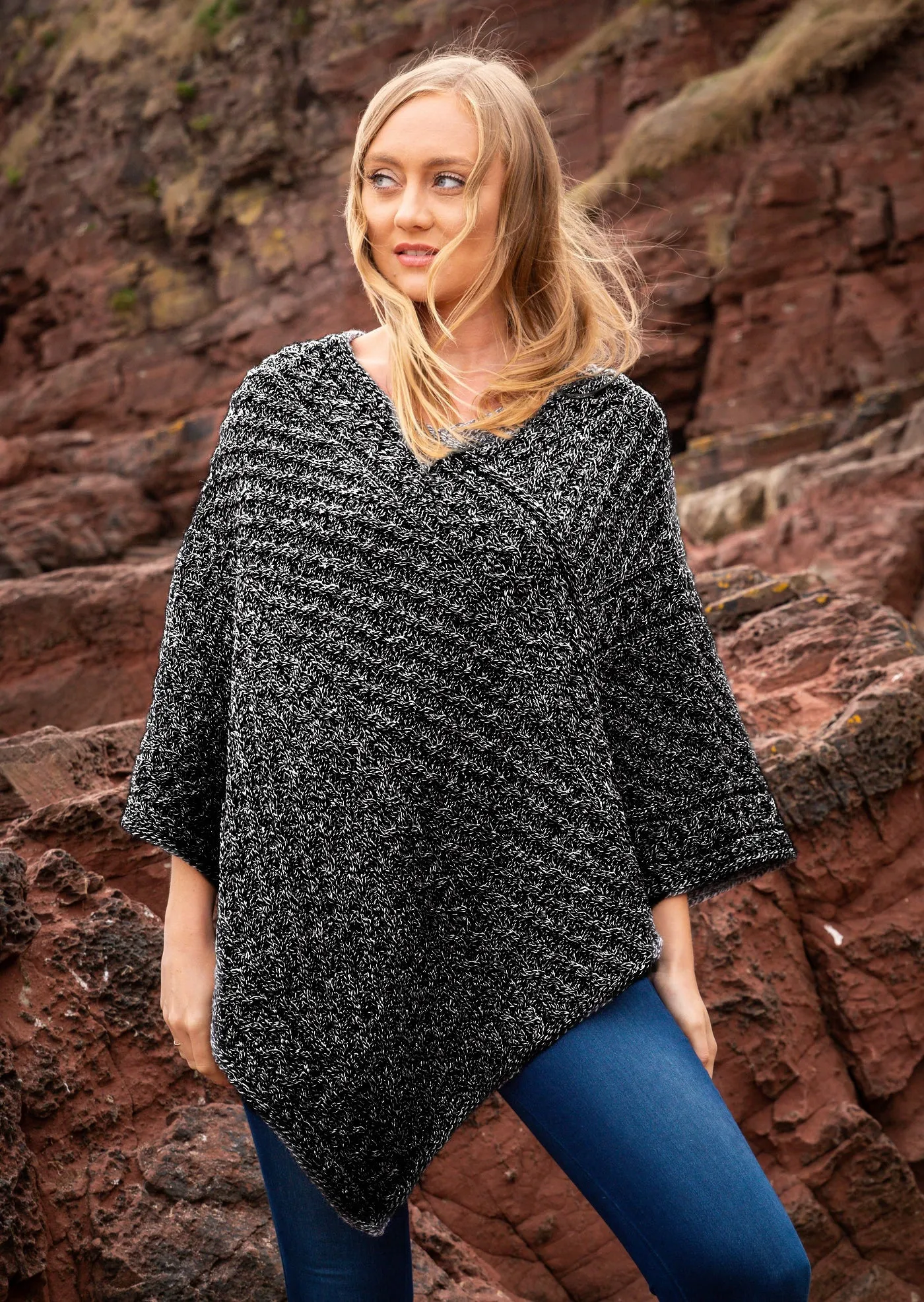 Aran Merino Wool V Poncho - Slate