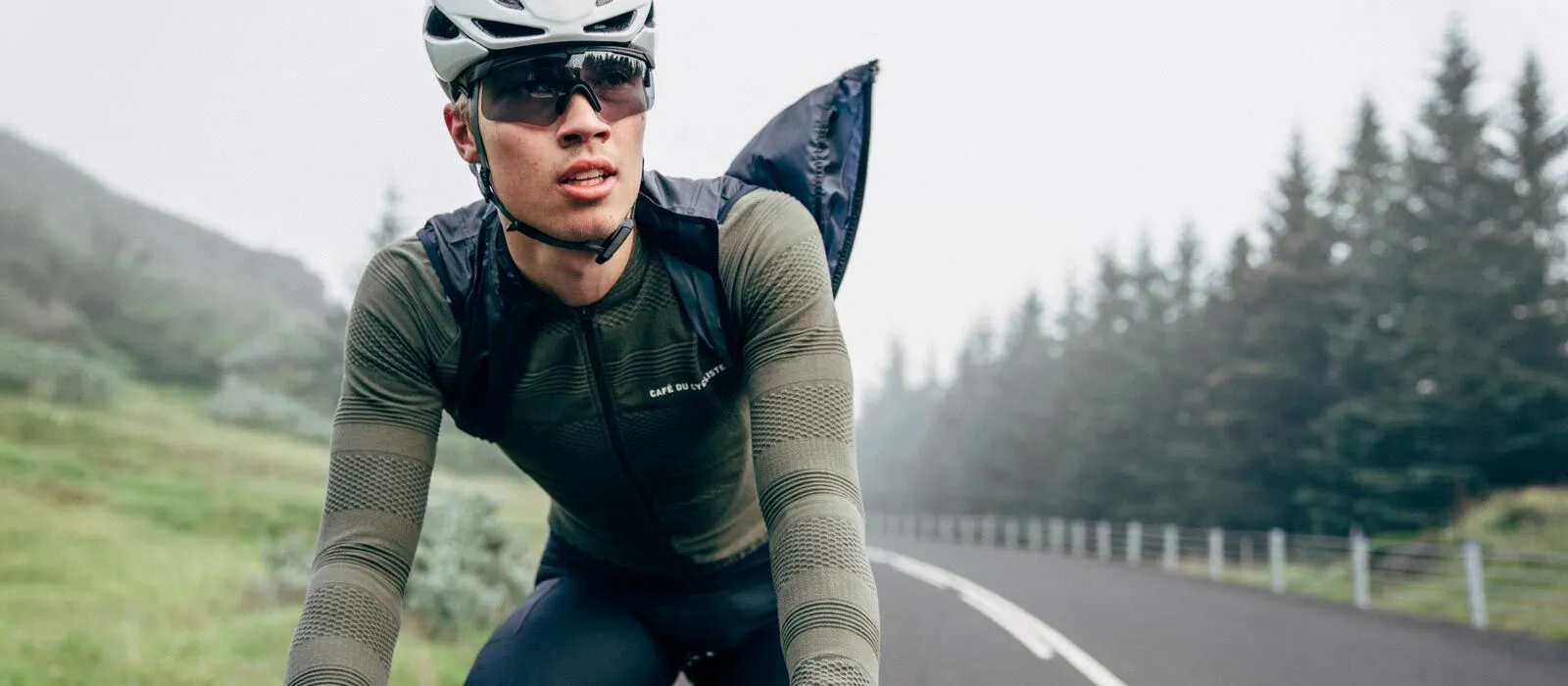 Café du Cycliste Petra Gilet Windproof