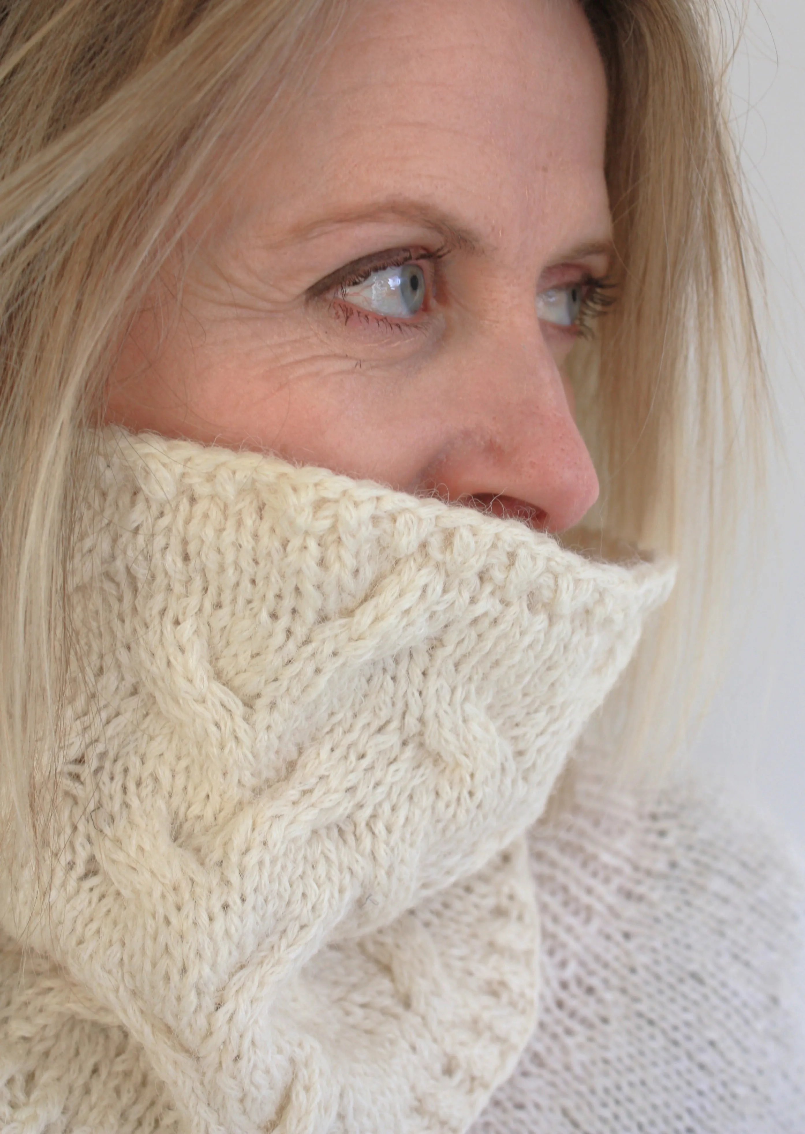 Easy Cable Knitting Pattern - Sastrugi Cowl