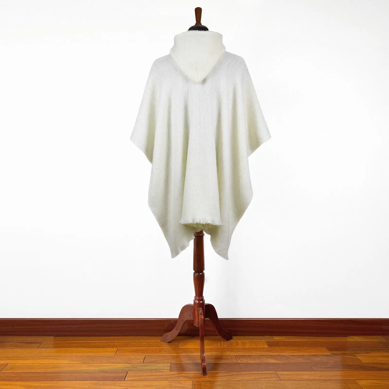 Papaca - Llama Wool Unisex South American Handwoven Hooded Poncho - white plain pattern